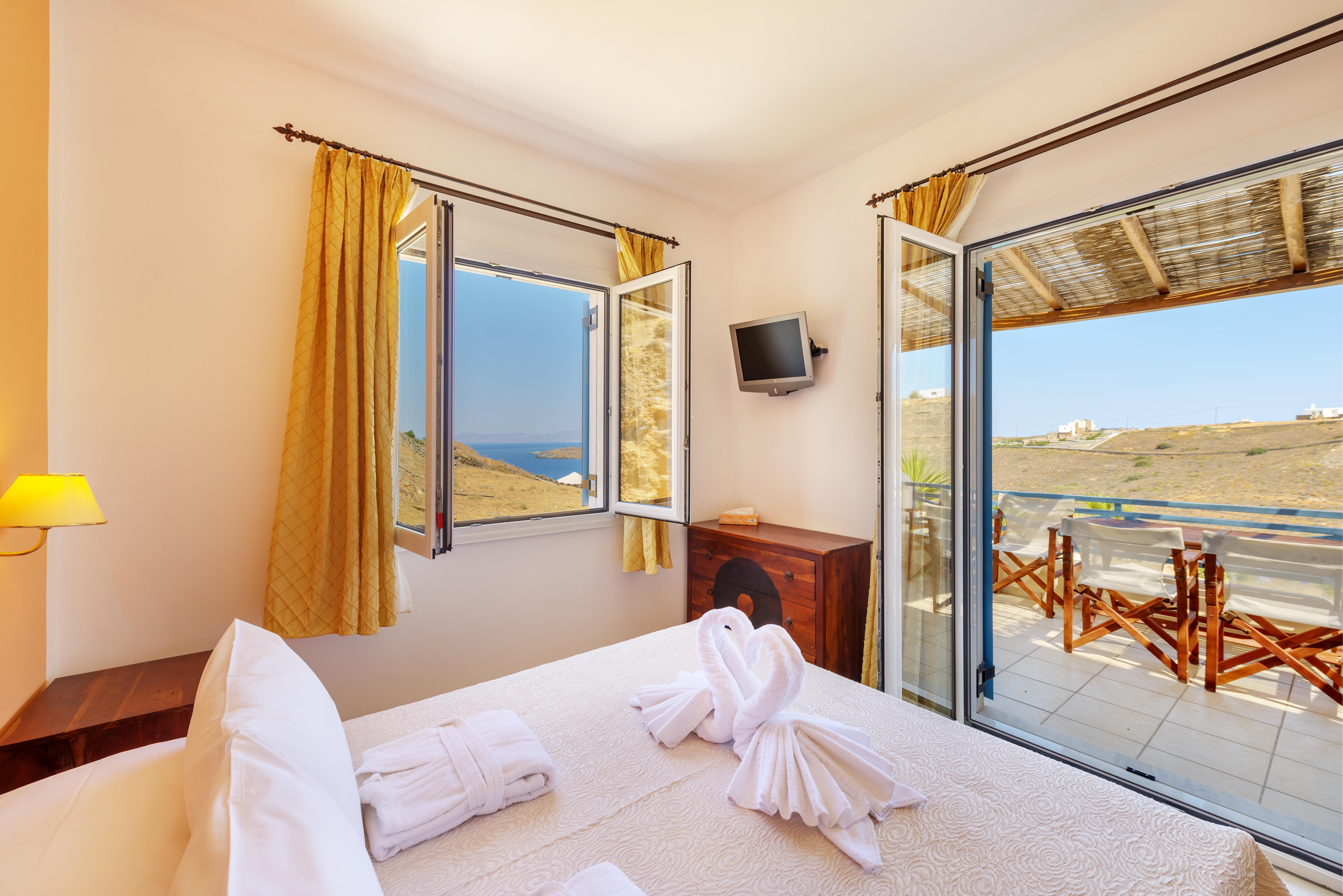 Sunrise Beach Suites Azolimnos Buitenkant foto