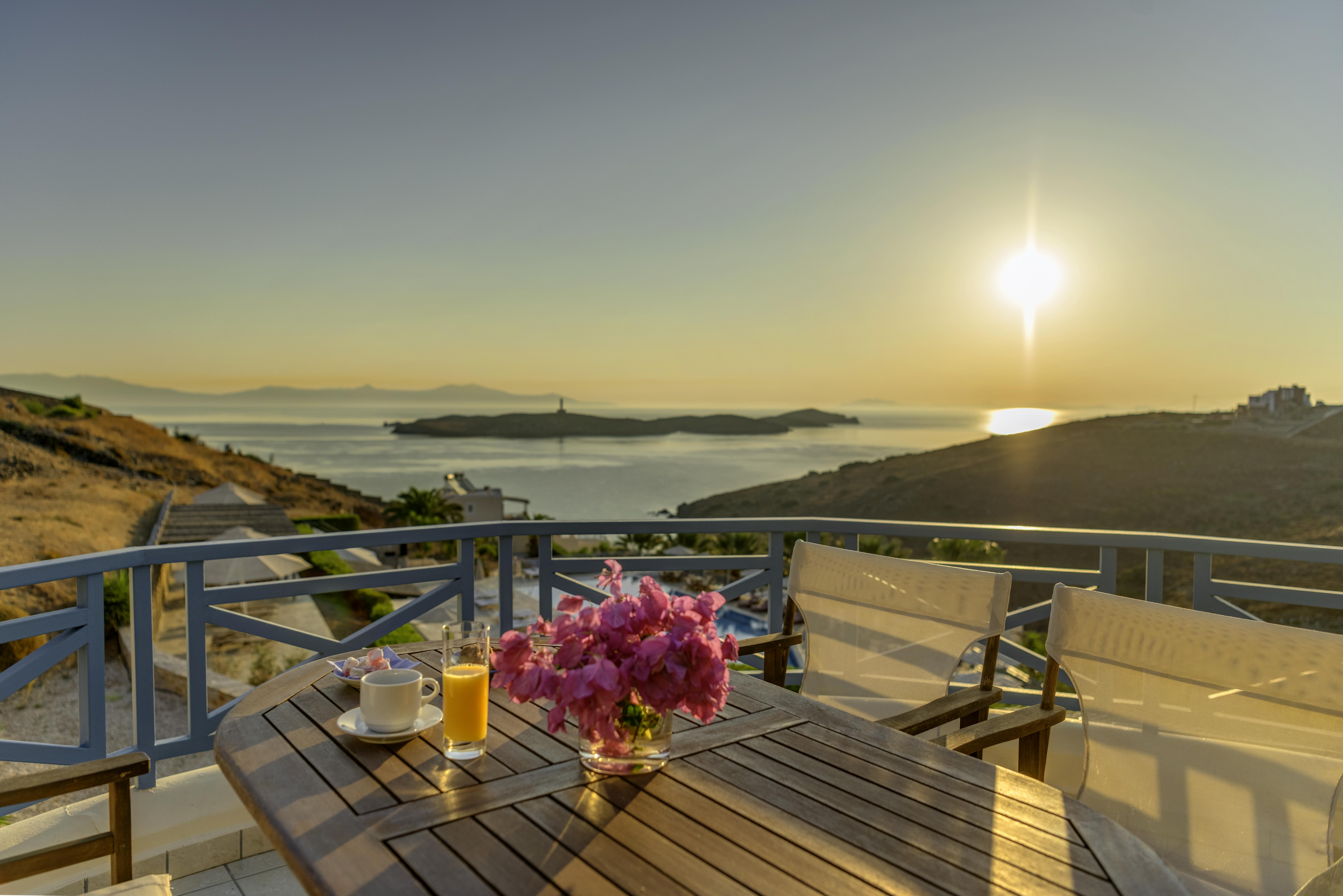 Sunrise Beach Suites Azolimnos Buitenkant foto